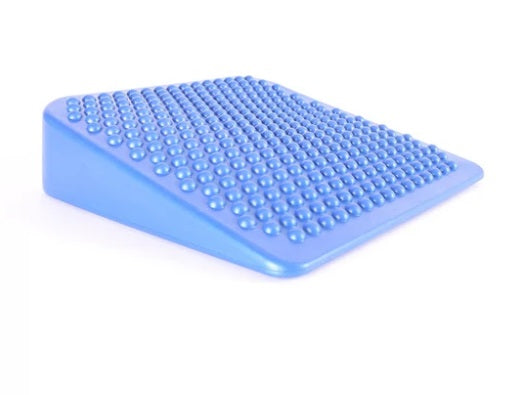 66FIT INFLATABLE WEDGE CUSHION WITH PUMP Inflatable Sitting Wedge.,INFLATABLE WEDGE CUSHION WITH PUMP,issues,reduce slouching,Sitting Cushion