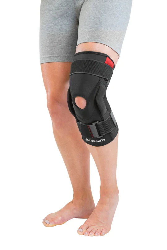 MUELLER TRIAXIAL HINGED KNEE SUPPORT